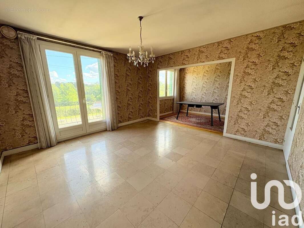 Photo 8 - Maison à JOUET-SUR-L'AUBOIS