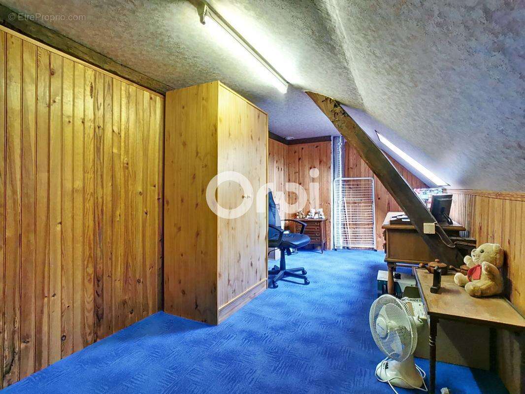 SAINT ANGEL Maison à Vendre 100m2 trois chambres - photo 13