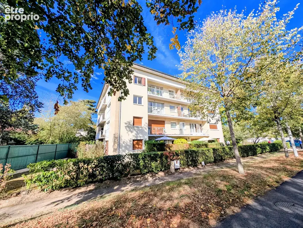 MAISONS-LAFFITTE - PARC - Appartement 4 pièces de 90 M² + balcons + parking et cave + Chambre - photo 8