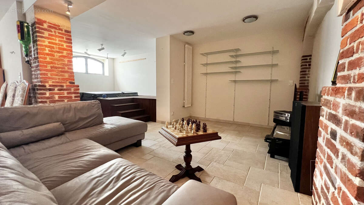 Autre à SAINTE-SAVINE