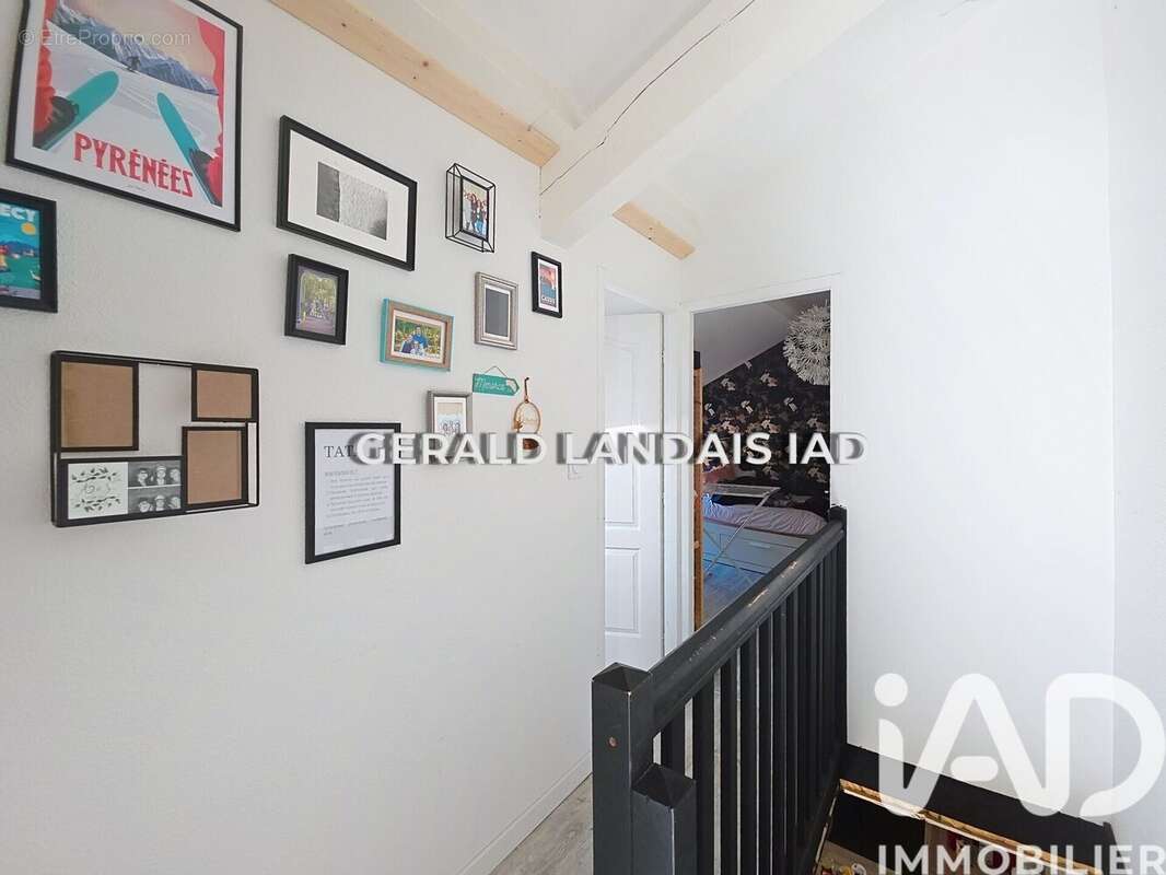 Photo 9 - Maison à LA TOUR-DU-CRIEU