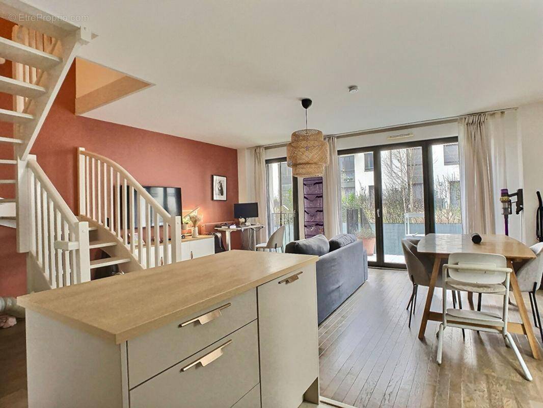 Appartement à BORDEAUX