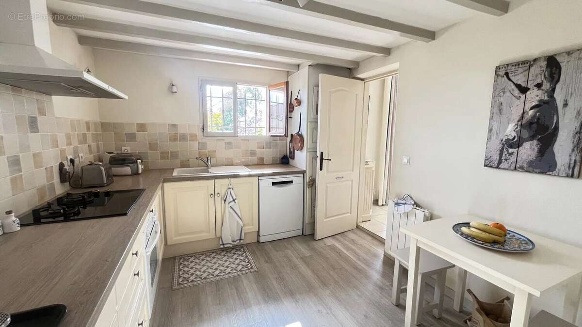 Maison à TOURRETTES