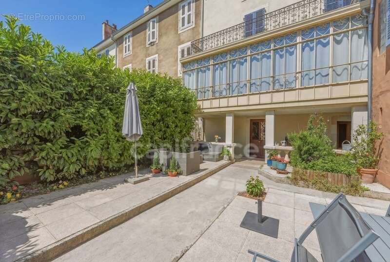 Appartement à vendre 4 pièces GEX (01) - photo 3