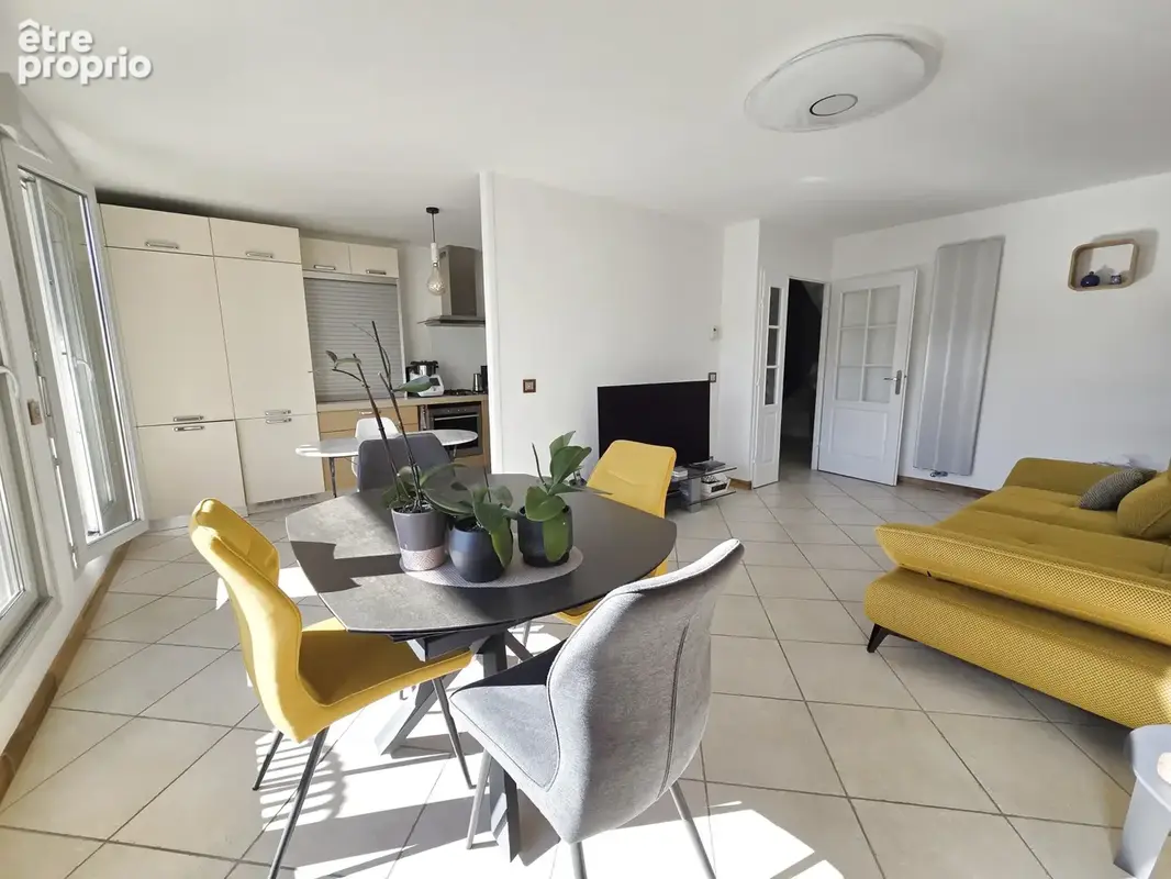 SASSENAGE - T5 en Duplex avec Terrasse - photo 5