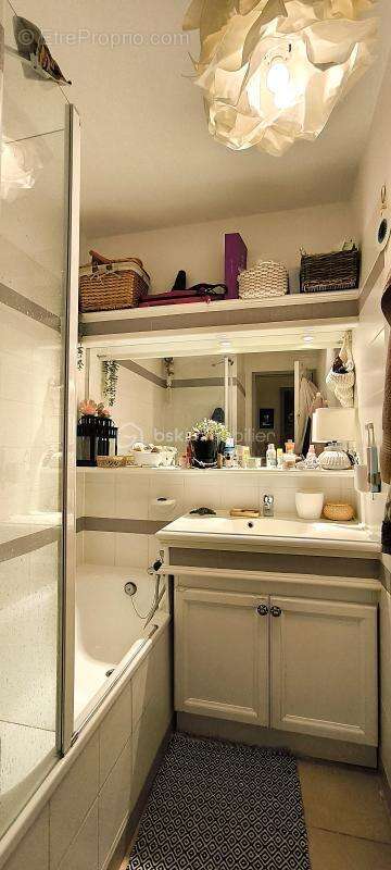 Appartement à MALLEMORT