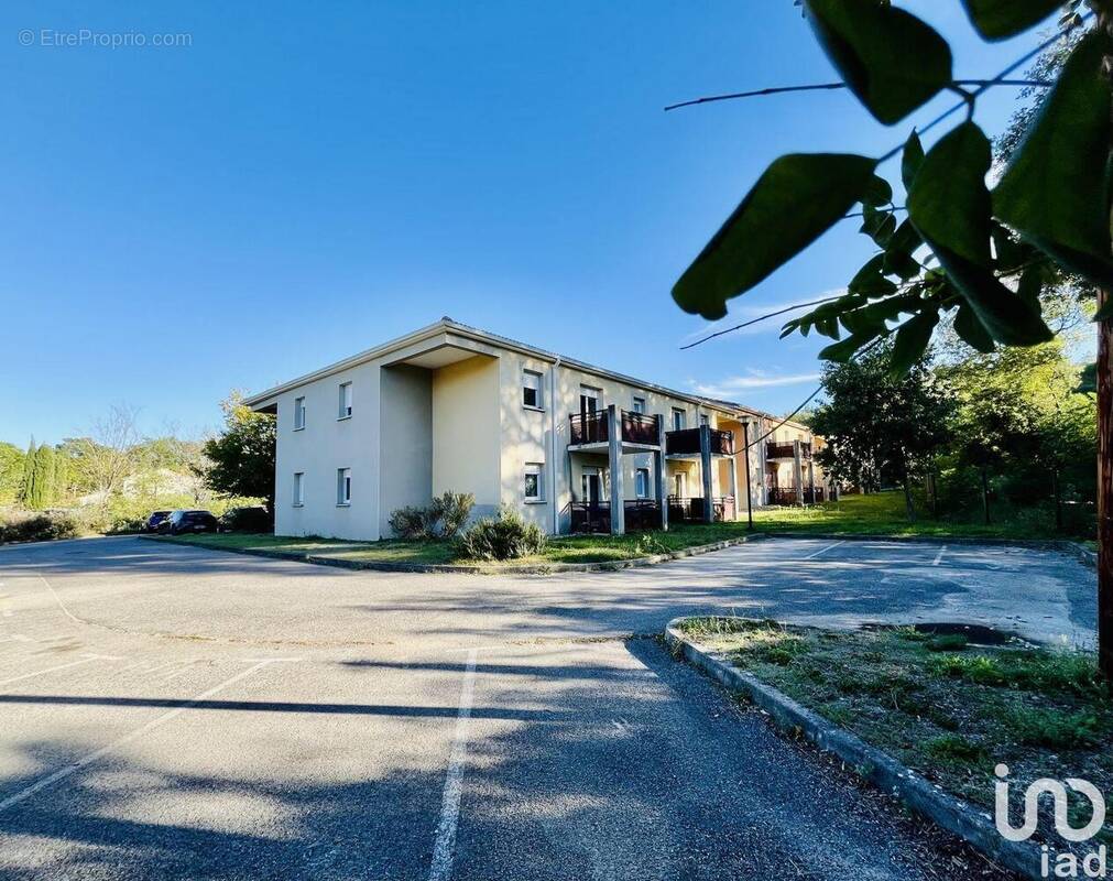 Photo 1 - Appartement à BAGNOLS-SUR-CEZE