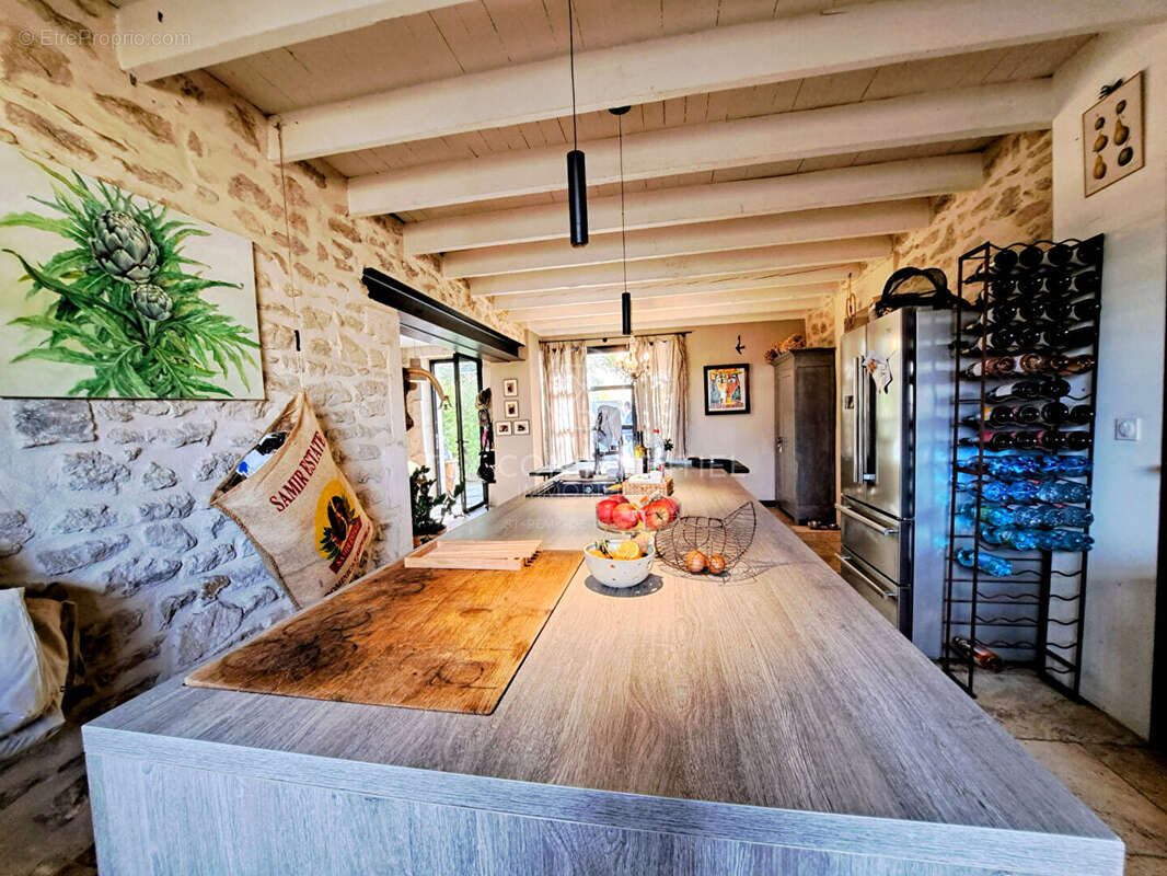 Mas de ville Saint Remy De Provence 260 m2 - photo 7