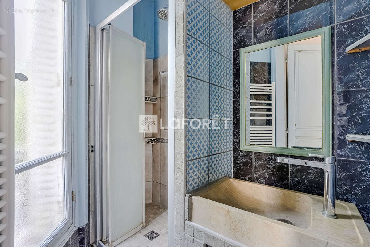 Appartement à PARIS-12E