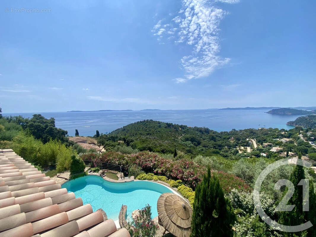 Maison à RAYOL-CANADEL-SUR-MER