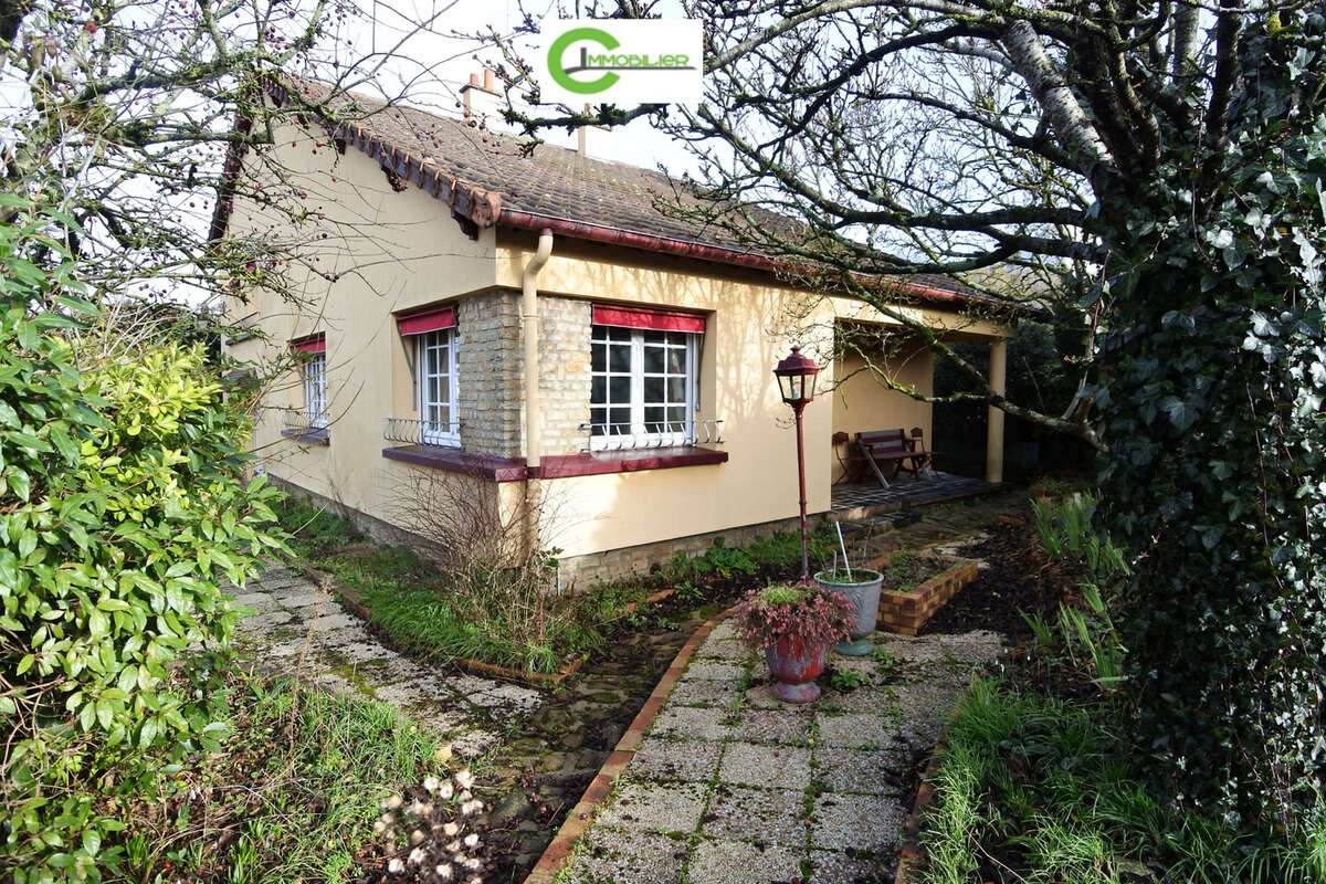 Maison à LA FERTE-BERNARD