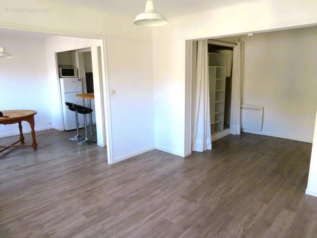 Appartement à MANDELIEU-LA-NAPOULE
