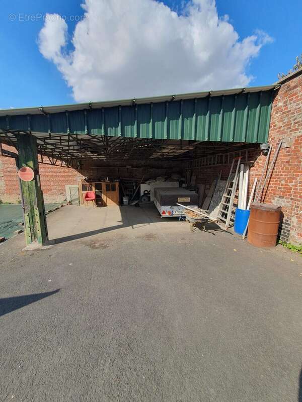 Maison type 6 Centre ville Hazebrouck - car-port - Maison à HAZEBROUCK