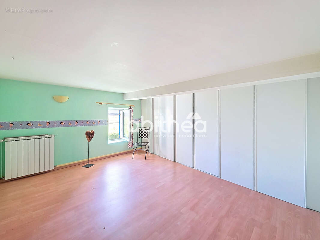 Maison à SAINT-FORT-SUR-GIRONDE