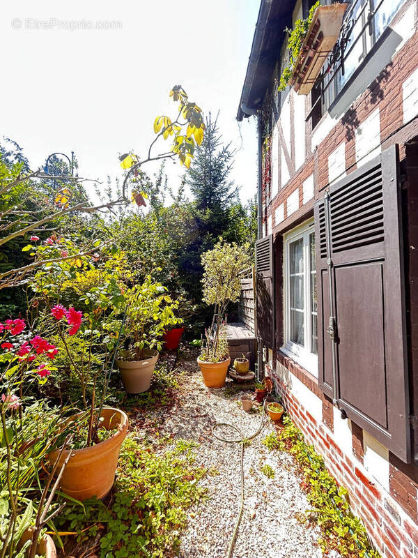 Maison à MONTREUIL-L&#039;ARGILLE