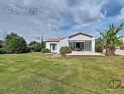 Maison à VIEILLEVIGNE