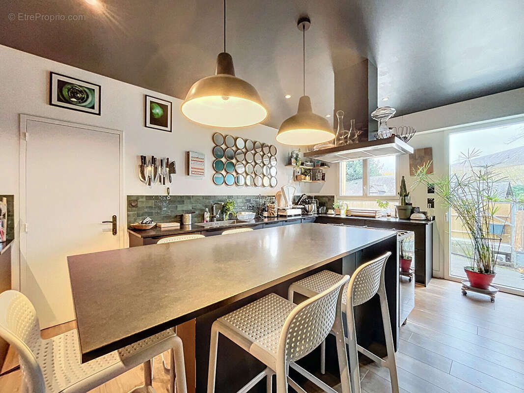 Maison à MINIAC-MORVAN