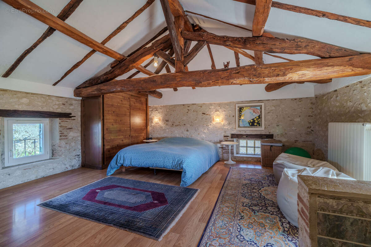 Maison à VILLENEUVE-SUR-LOT