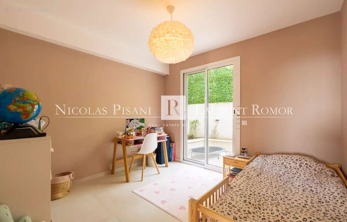 Appartement à VILLEFRANCHE-SUR-MER