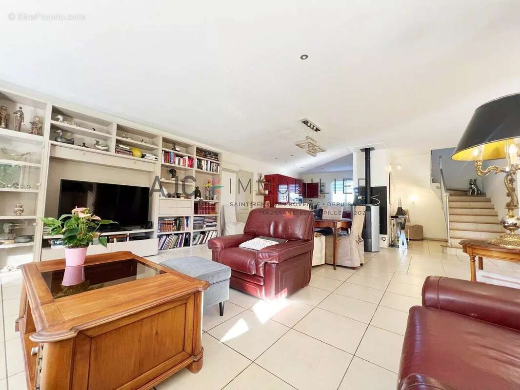 Maison à SAINT-ETIENNE-DU-GRES