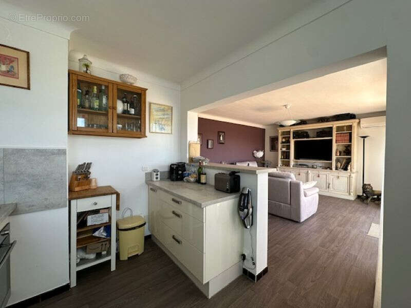 Appartement à VILLENEUVE-LES-AVIGNON