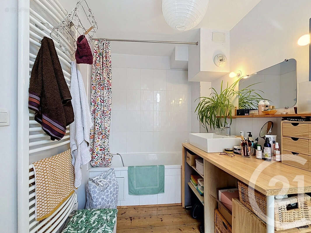 Maison 50 m² à Lille  - photo 7