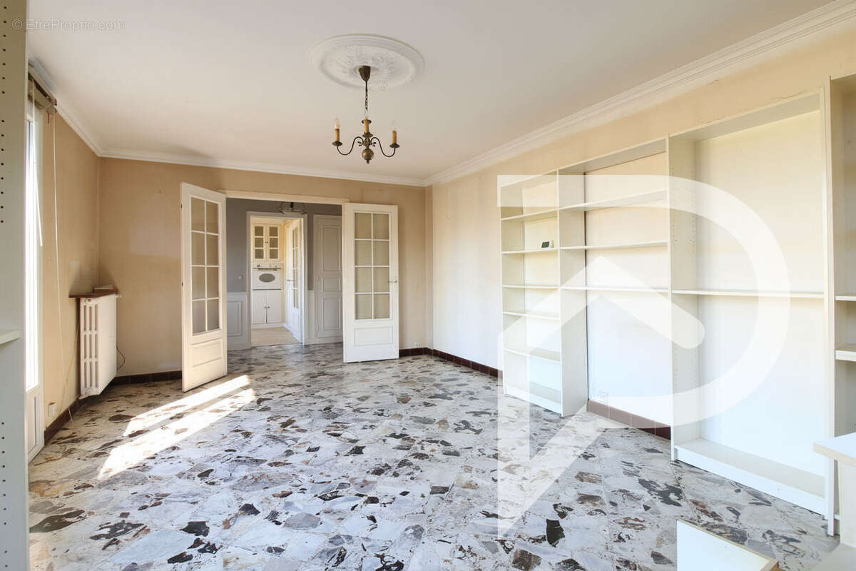 Maison à SACY-LE-PETIT