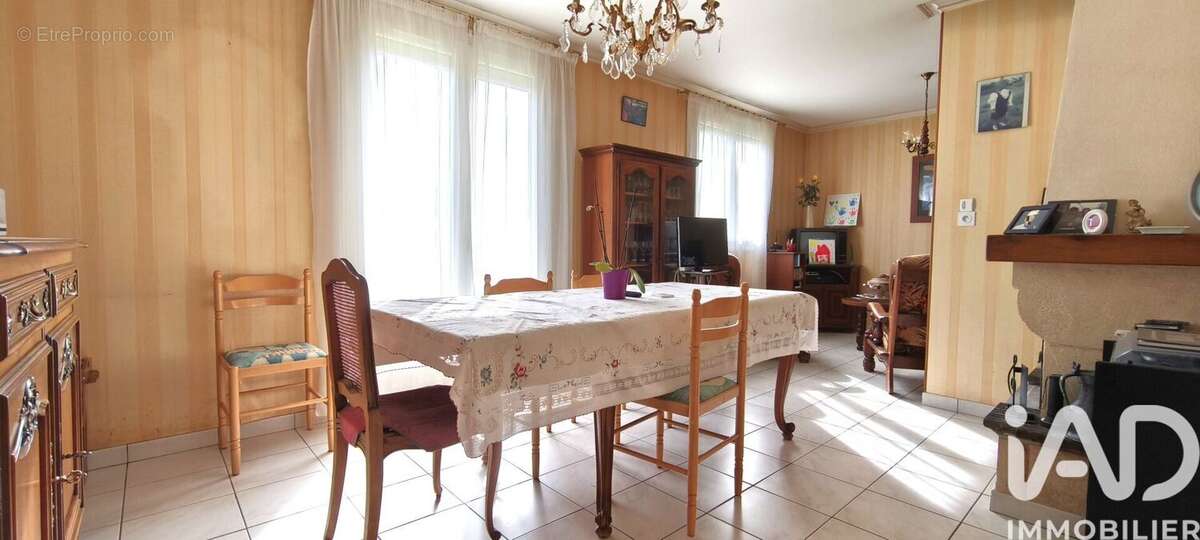 Photo 4 - Maison à ACIGNE