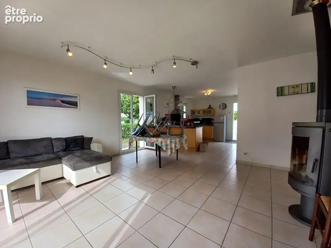 À découvrir : maison 4 chambres avec terrasse et climatisation réversible - photo 5