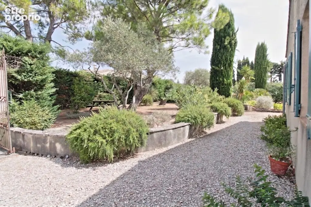 A VENDRE - Barbentane. Quartier résidentiel, maison 3 chambres, garage, piscine - photo 13