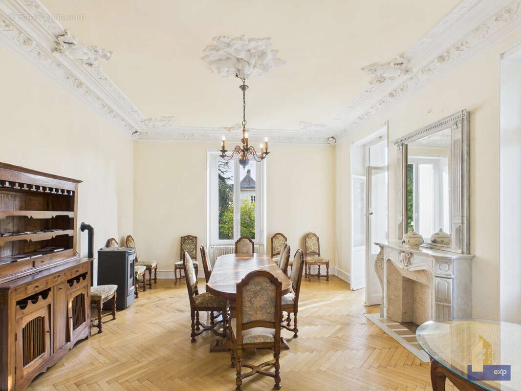 Maison à SOULTZ-HAUT-RHIN