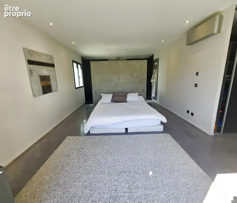 A vendre Villa d'architecte  piscine et studio - photo 7