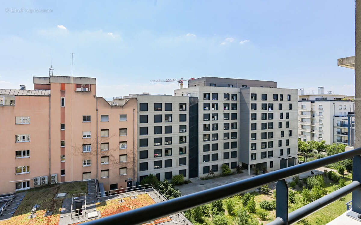 Appartement à LYON-8E