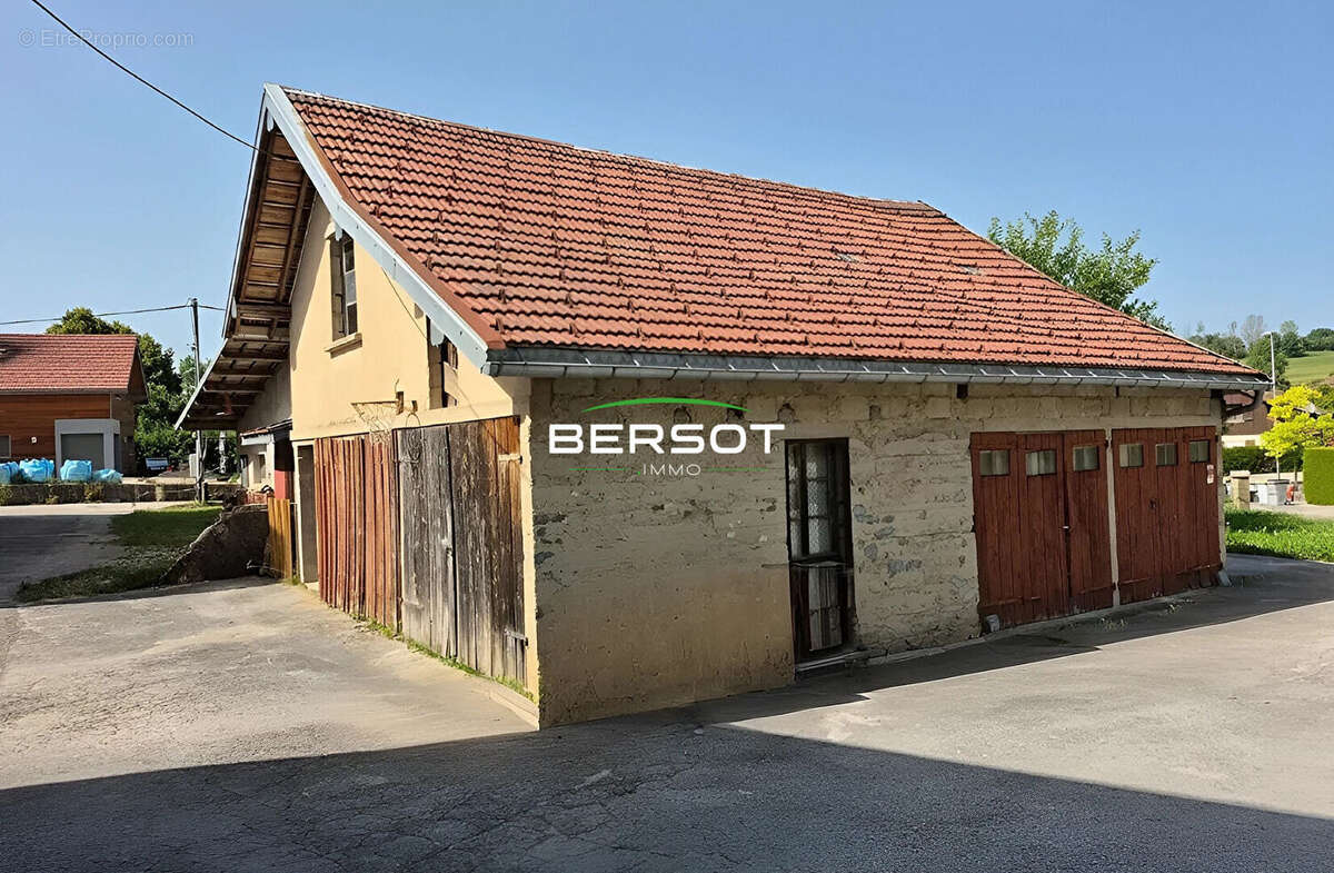 Appartement à MONTPERREUX