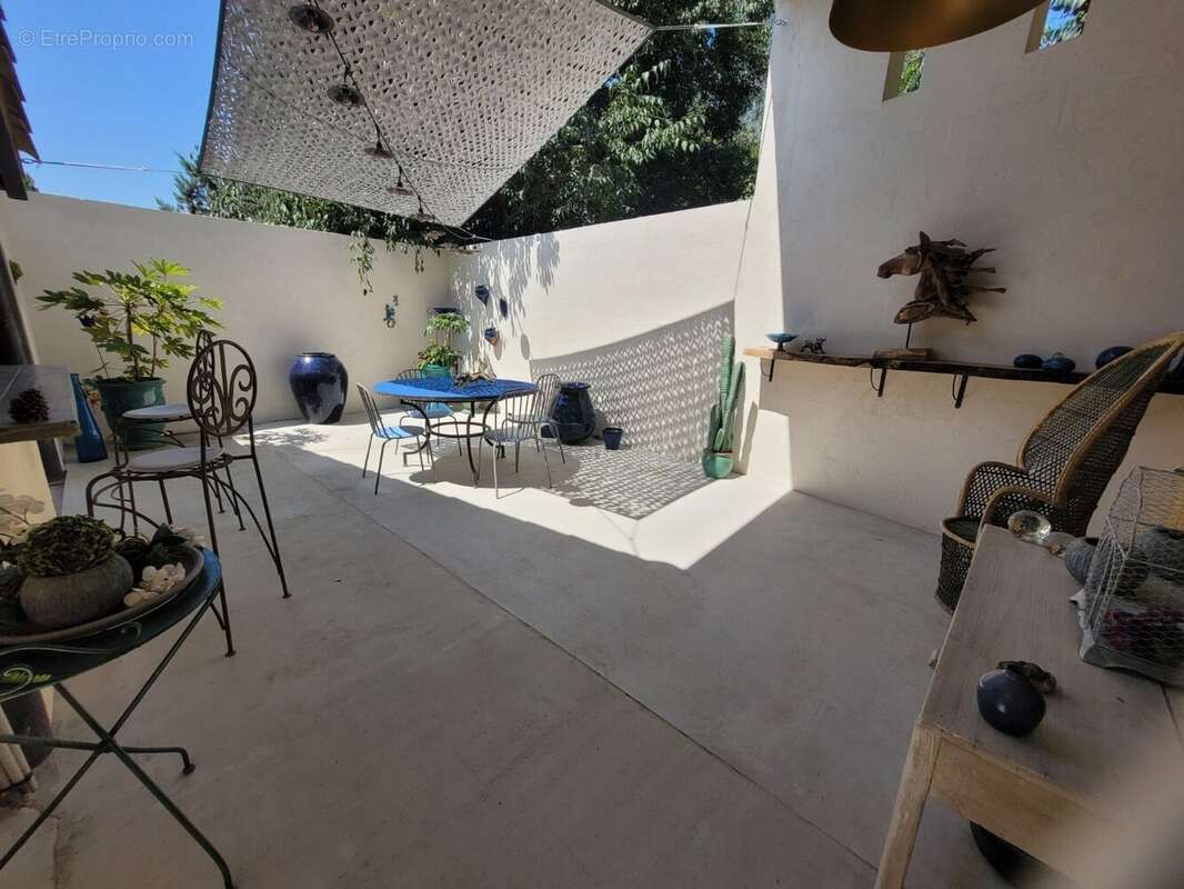 Maison à LAROQUE