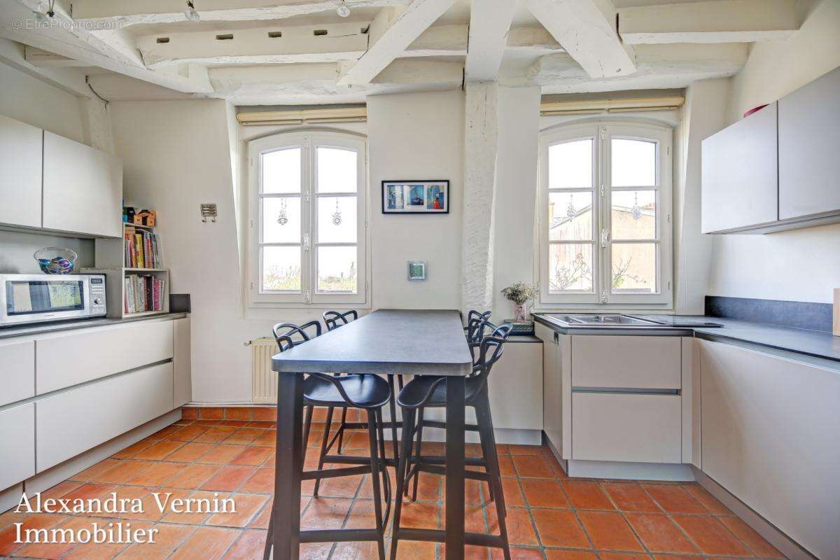 Magnifique appartement au sein d'un prestigieux hôtel particulier rue de Lorraine - photo 8