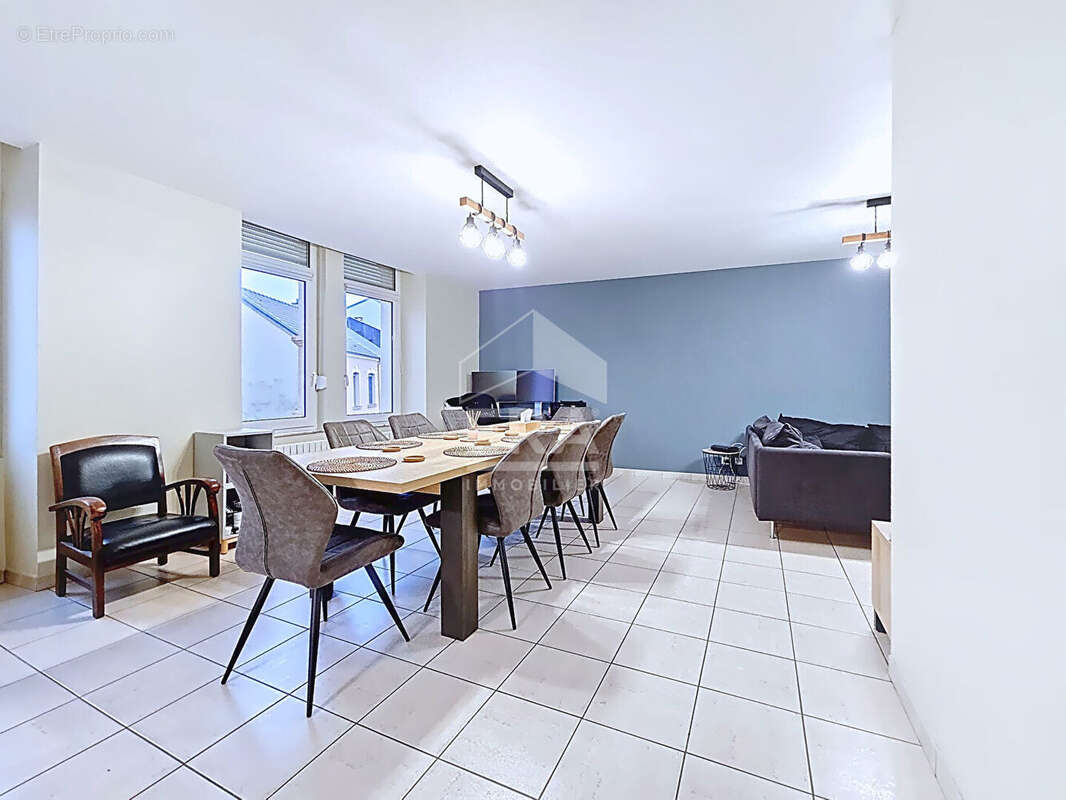 Appartement à LONGLAVILLE