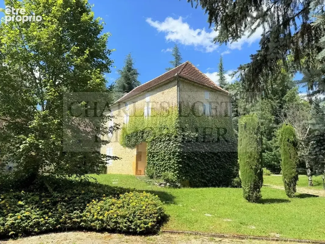 Maison, grange et piscine sur 1,2 ha en Bouriane - photo 4