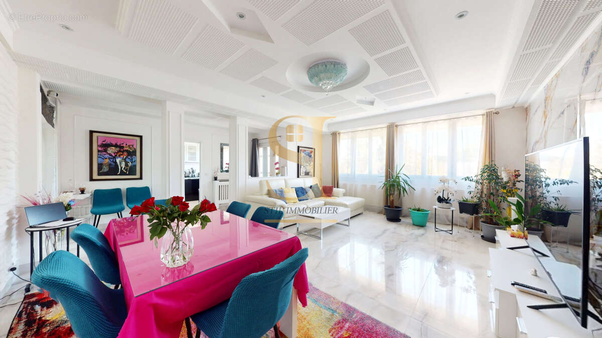 Maison à BOUSSY-SAINT-ANTOINE