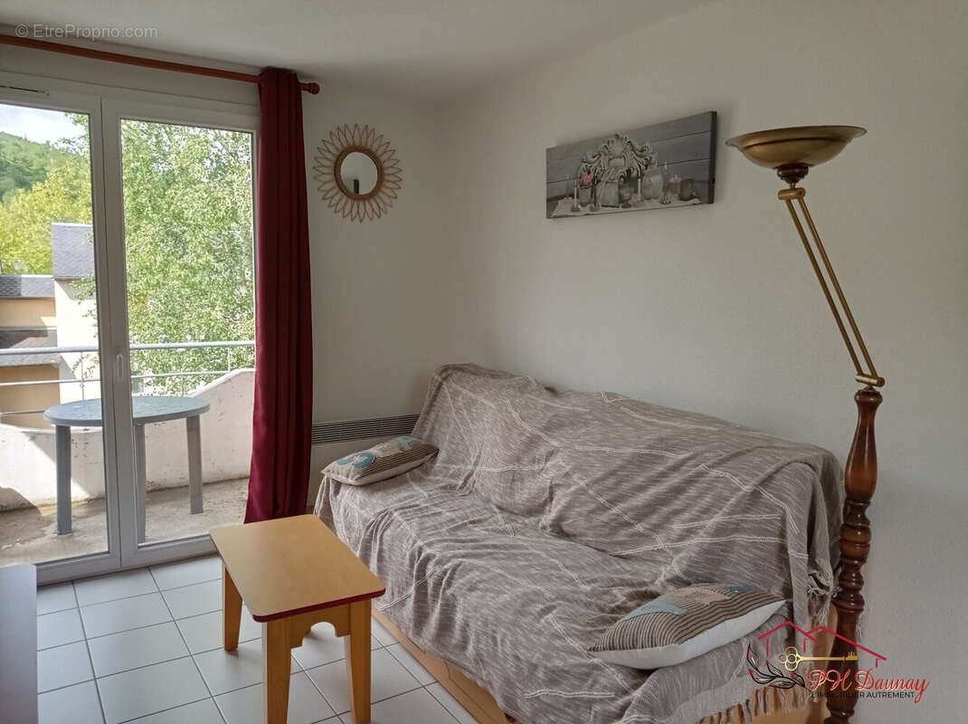 Appartement à SAINT-GENIEZ-D&#039;OLT