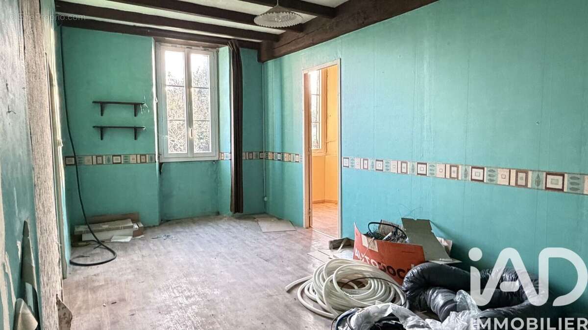 Maison 188 m² à Fontaines-D'ozillac  - photo 7