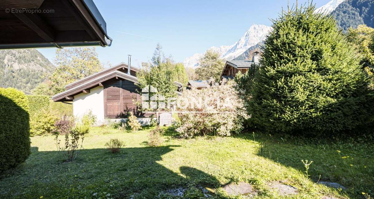 Maison à LES HOUCHES