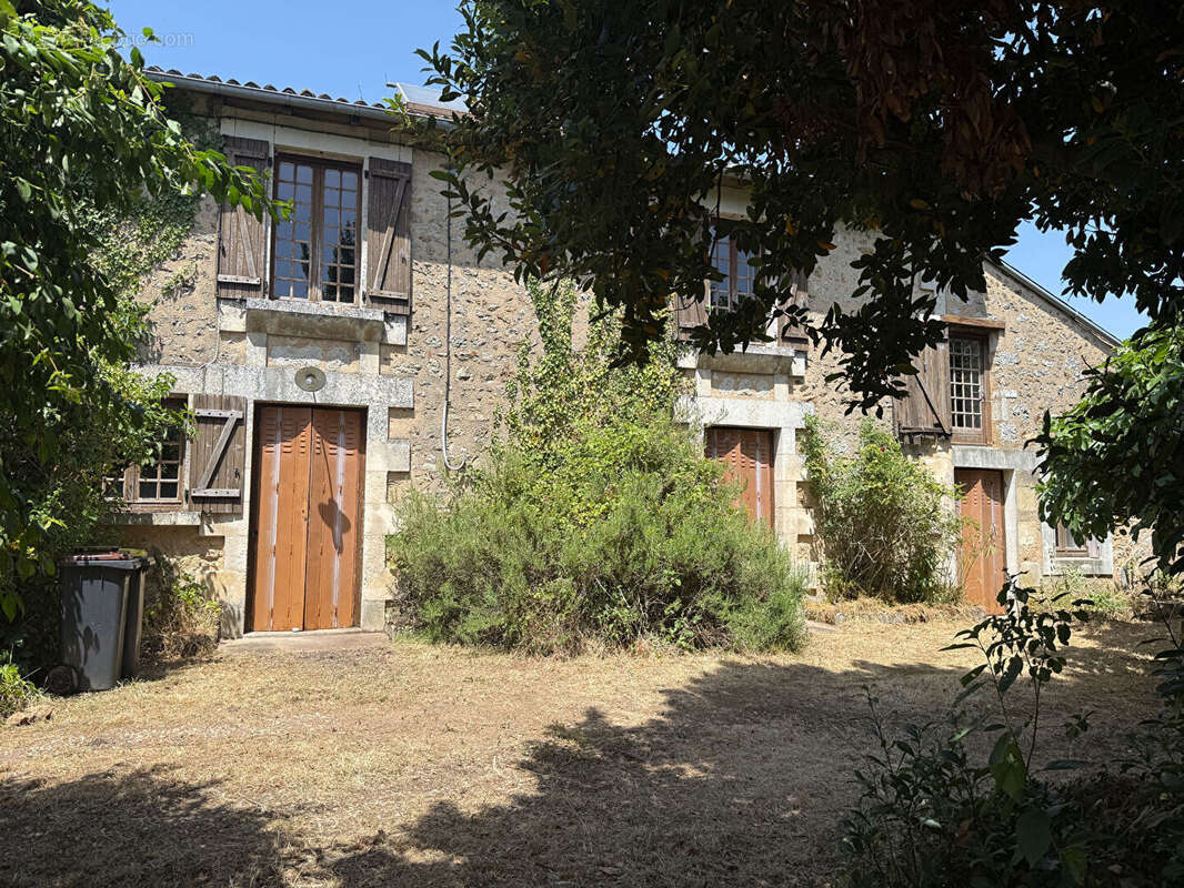 Maison à SMARVES