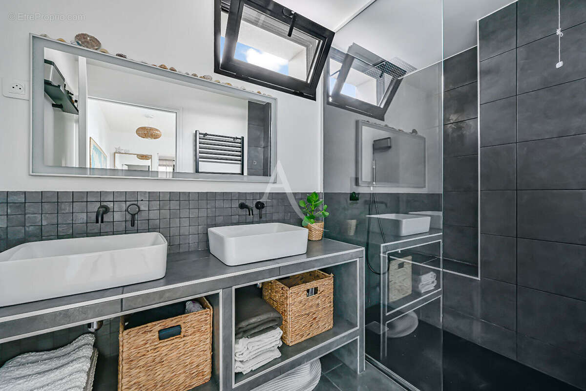 Maison à FONTENAY-SOUS-BOIS