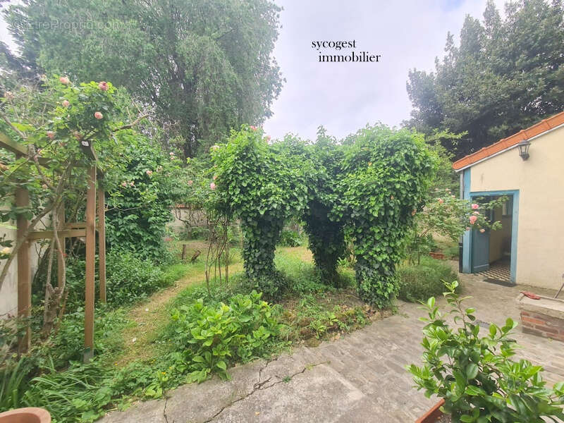 Appartement à NOISY-LE-SEC