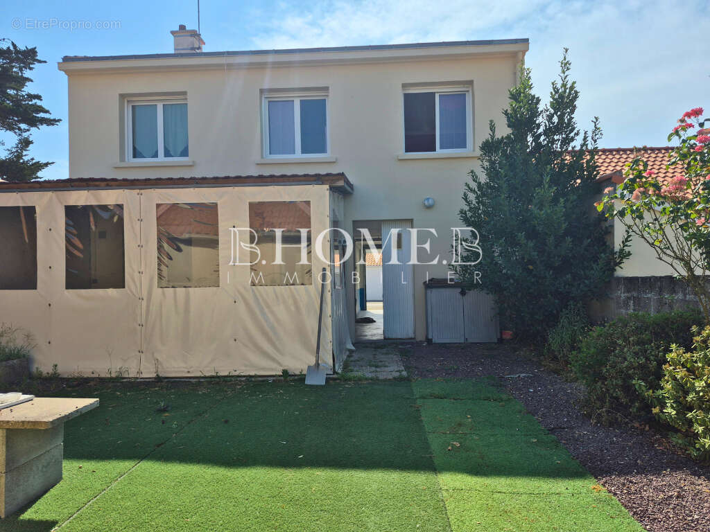 Maison La Bernerie En Retz 5 pièce(s) 122 m2 avec Studio et garage - photo 11