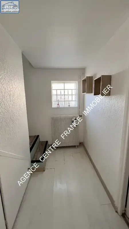 EXCLUSIVITÉ à BOURGES. Maison individuelle de 3/4 pièces avec piscine et garage - photo 8