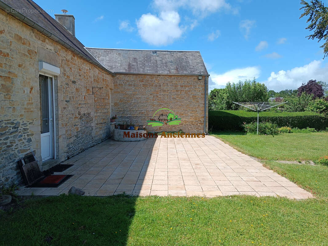 Maison à AVENAY