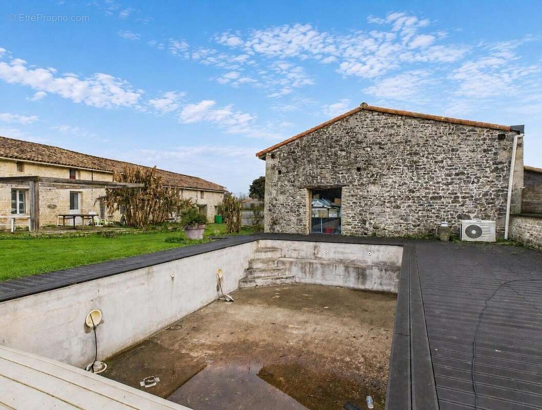 Photo 3 - Maison à BECELEUF