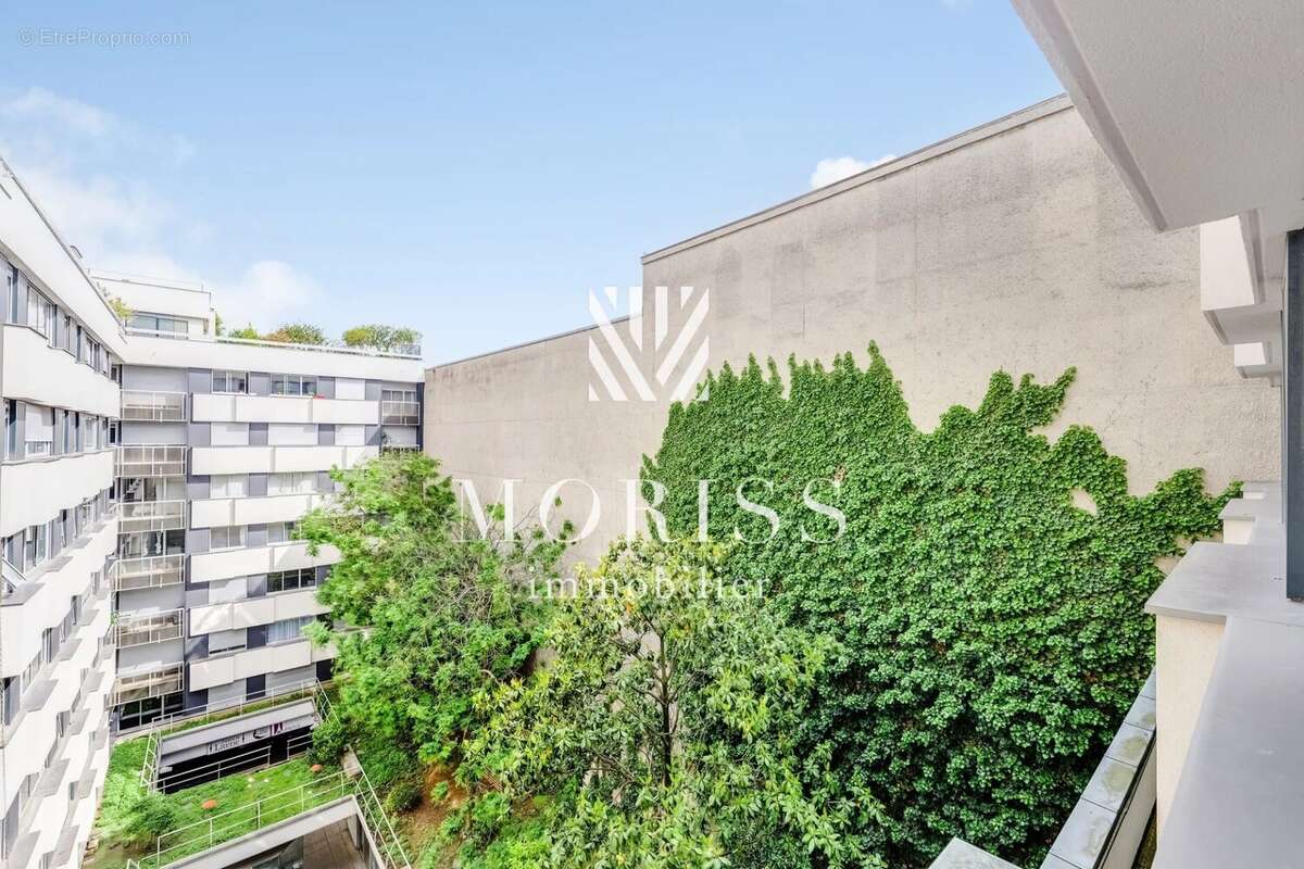 Appartement à PARIS-9E